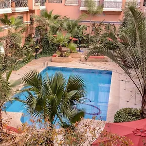 Appartement Beautiful, Great Equipped 122 M Near Majorelle Garden And Gueliz With Pool Views And A Large Balcony And Terrace, Marrakesh