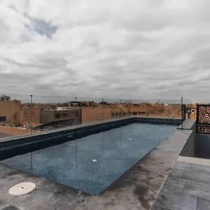 Appartement Rooftop Pool, Bright & Cozy In City Center, Marrakesh