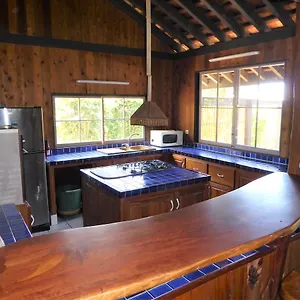 Comfortable Maison , Papetoai Polynésie française